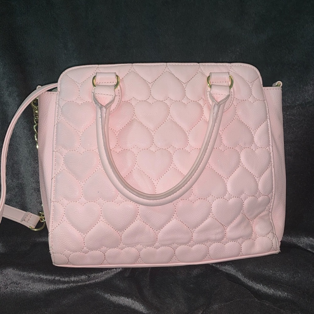 BETSEY JOHNSON- crossbody satchel